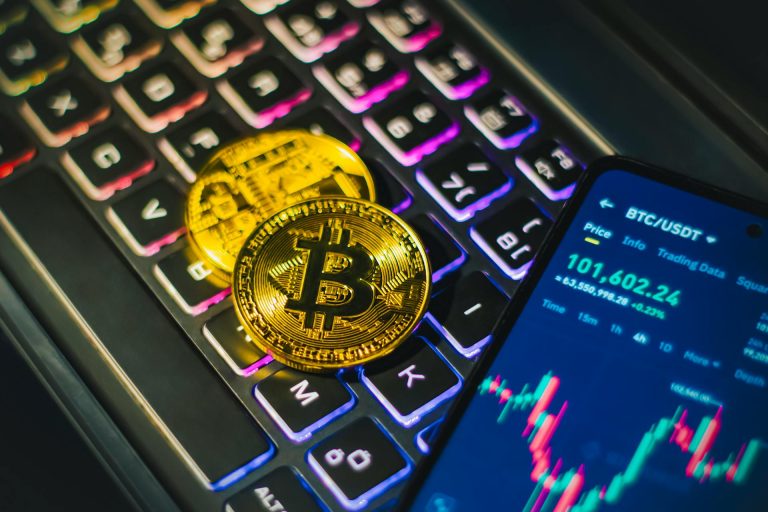 Czym jest i jak używać Bitcoin Cycle Low Multiple ?